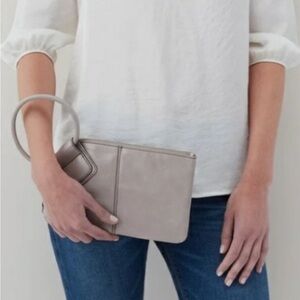 Hobo Sable Leather Wristlet Clutch